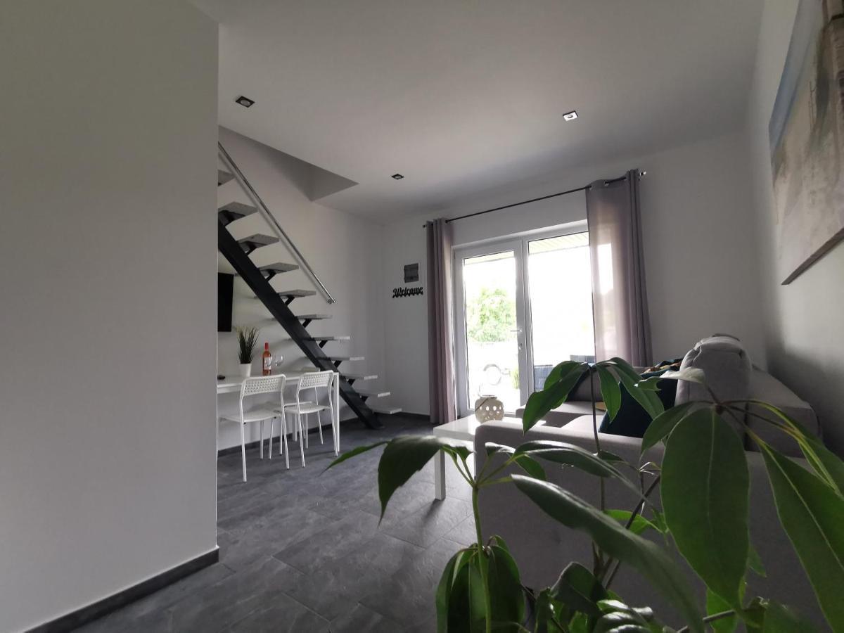 Domki Black Pearl Mielno Basen Sauna Jacuzzi Bagian luar foto