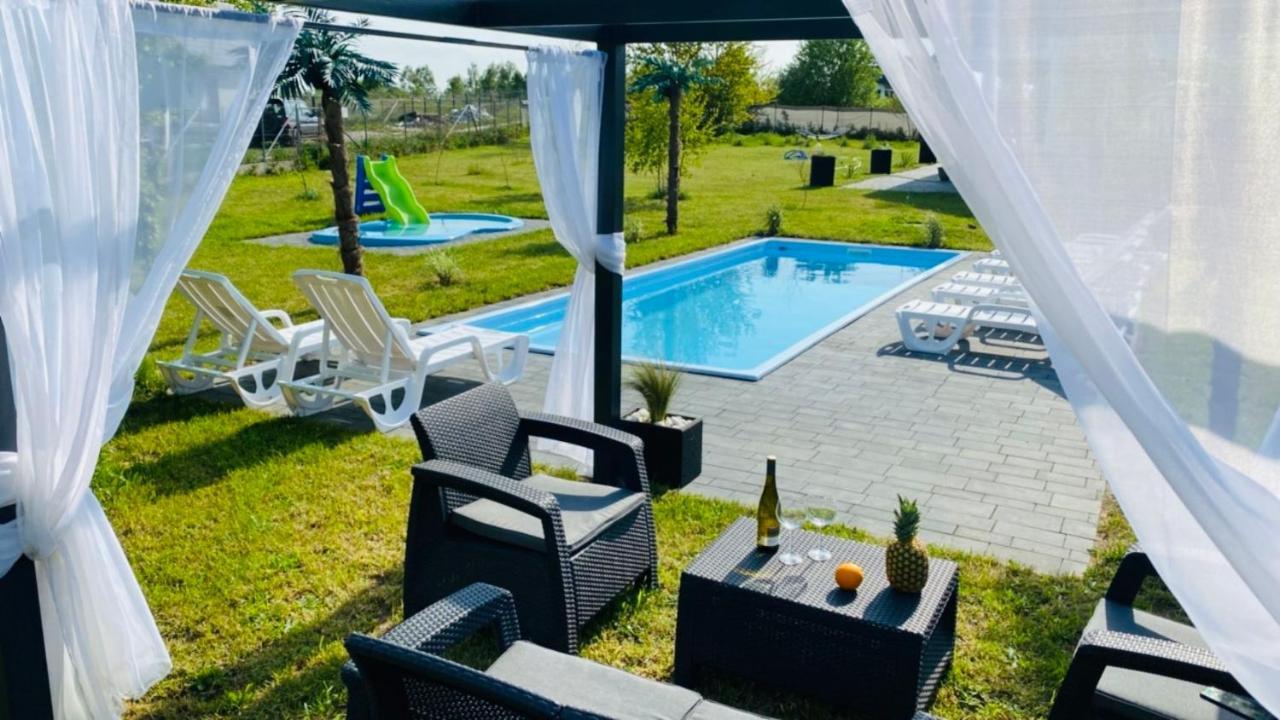 Domki Black Pearl Mielno Basen Sauna Jacuzzi Bagian luar foto